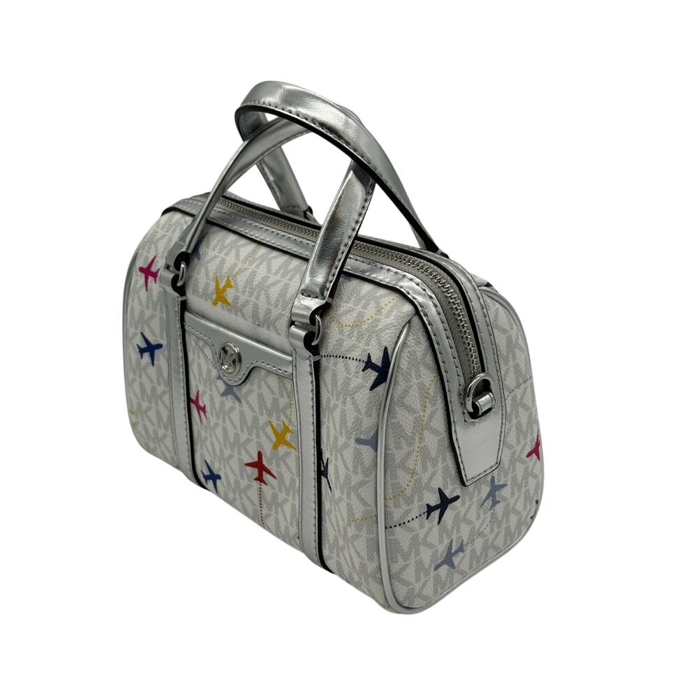 GIVEAWAY RETAIL $428 Michael Kors Jet Set Travel Small Duffle Crossbody Bag* - Picture 4 of 12
